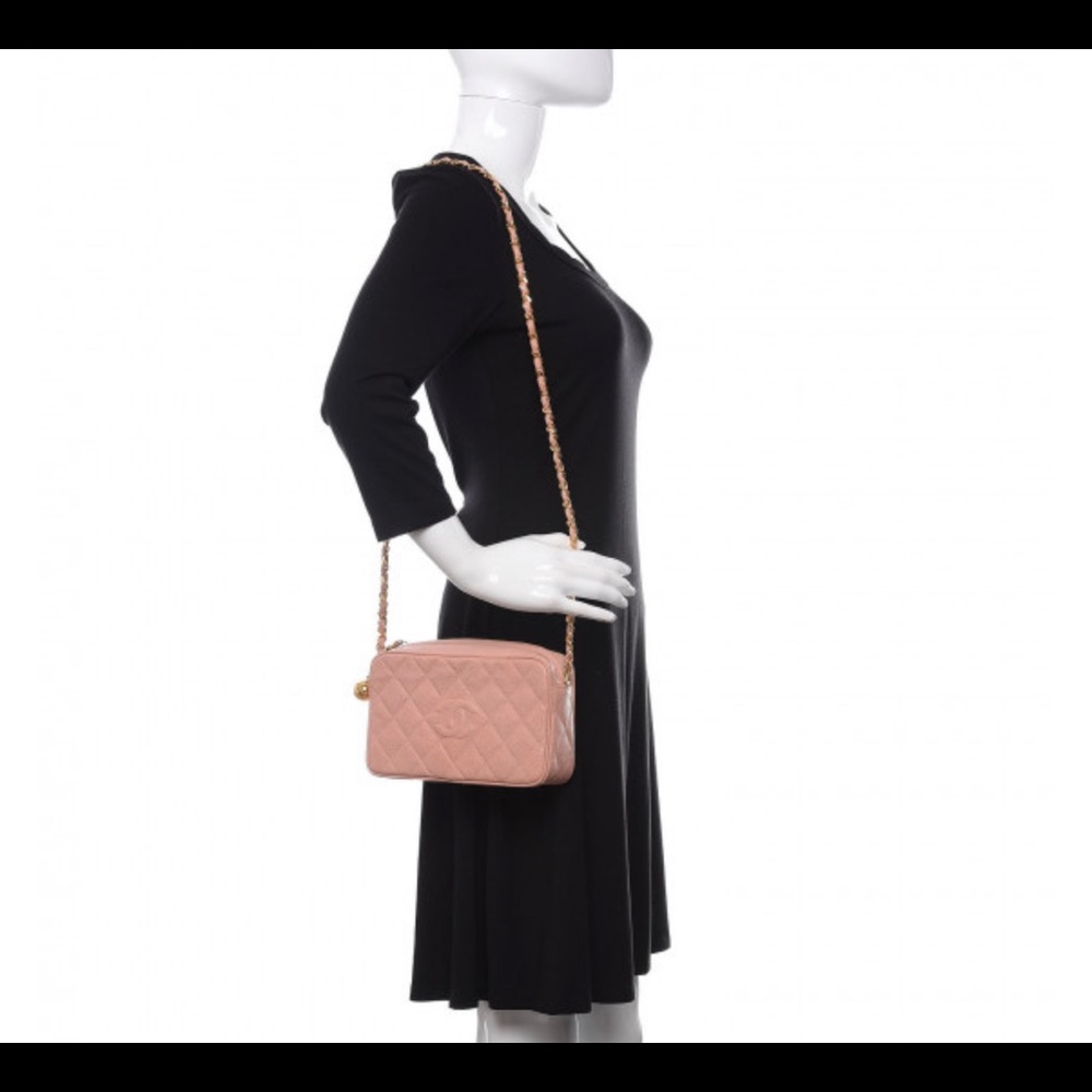 Chanel vintage caviar camera bag RARE pink gold